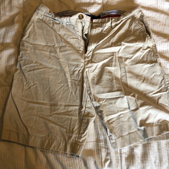 Tommy Hilfiger Shorts - Picture 1 of 4